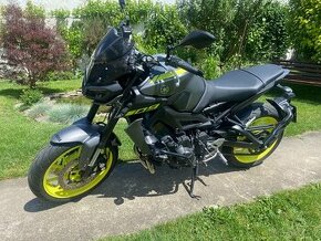 Yamaha MT 09 ABS fluo