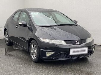 Honda Civic 1.4i ,  73 kW benzín, 2010