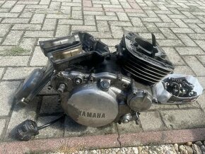 Motor YAMAHA XT 350