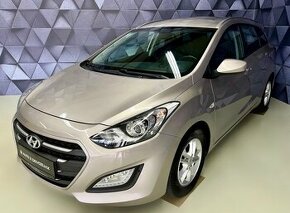 Hyundai i30 1,6 CRDi 81kW TRICOLOR, KLIMATIZACE, TEMPOMAT, P - 1