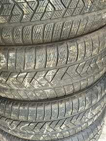 zimní pneu 235/65/18 Pirelli