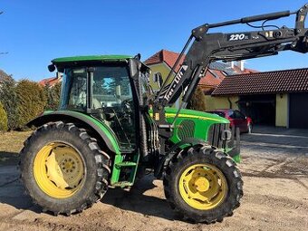 John Deere 5720