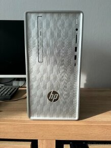 HP počítač s monitorem a komponenty