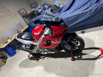 Yamaha yzf 600R thundercat