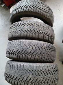 195/55 r16 zimní Goodyear ultragrip 8