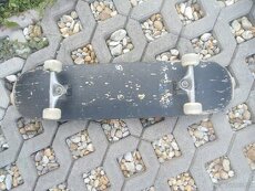 PRODÁM SKATEBOARD