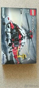 LEGO Technic Záchranářský vrtulník Airbus H175