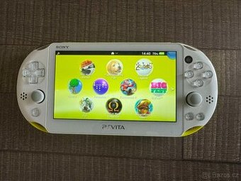 PS Vita PCH-2000 Sony PlayStation - Lime Green - TOP stav