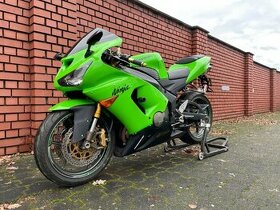 Kawasaki Zx6r 2005-2006 na náhradní díly - 1