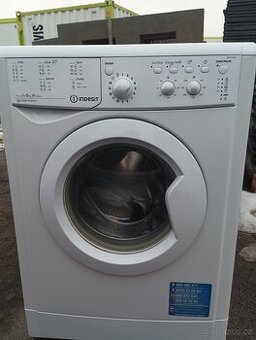 Pračka Indesit Třída A+ - 5 KG