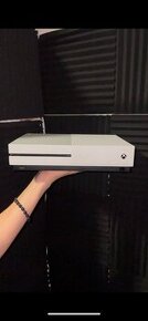 Microsoft Xbox One S Model 1681 1TB – bílá konzole