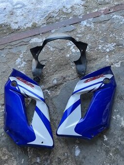 Honda cbr 125r plasty - 1