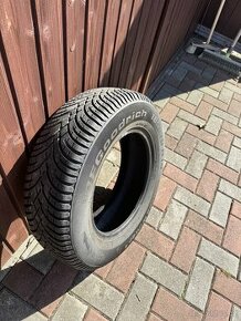 Prodám 4 ks 185/70 R14 88T BF GOODRICH G-FORCE WINTER 2