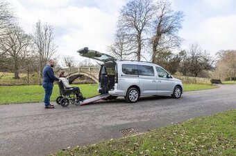 Bezbariérový VW Caddy Vista