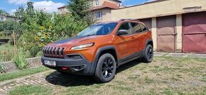 Jeep Cherokee TrailHawk 2014 po větším servisu - 1