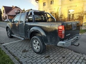 NISAAN NAVARA 2.5DCI  ČR doklady 2008