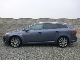 Toyota Avensis 2.2D4D 150PS/AUT/NAVI/CAM/STK