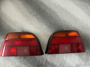 E39 sedan zadní světla originál