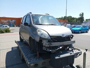 Toyota Yaris Verso 2004--facelift--1.4 D-55kw-náhradní díly