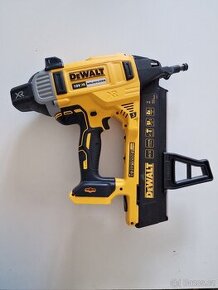 Hřebíkovačka DeWALT DCN890N - 1