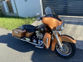 Harley-Davidson Street Glide 105th - 1