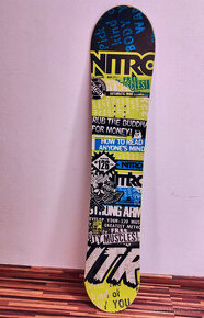 Dětský snowboard Nitro, dl. 126 cm