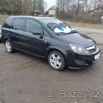 Opel Zafira, 1,6i 85KW,KRÁSNÁ,140KM,1MAJ62LET