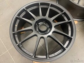 OZ Superleggera 8Jx19 rozteč 5x120 po kompletní renovaci