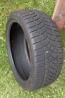 prodám 1 kus zimní pneu Firestone 225/40R18-07