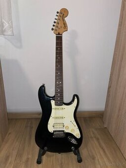 Squier by Fender Stratocaster Standart