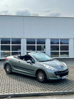 PEUGEOT 207 CC - 1