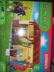 Schleich Stáj pro koně s příslušenstvím 42485