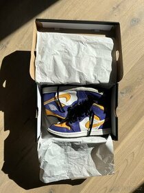 Jordan 1 mid 40.5 - 1