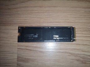 4 TB SSD M.2 Crucial T700