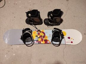 Snowboard 117cm + boty 36