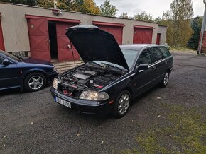 Volvo V40 combi 1.8i 90kW