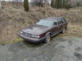 Oldsmobile Cutlass Cruiser