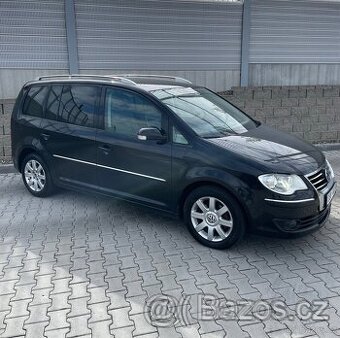 VW Touran FACE 2,0Tdi / /103kw/ klima/ kůže/