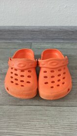 Dětské nazouváky typu "Crocs" vel. 22