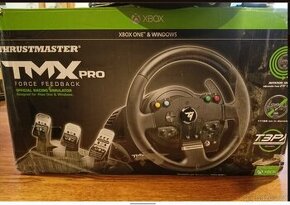 VOLANT Thrustmaster TMX PRO s pedály