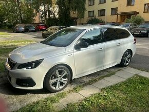 Peugeot 308 GT Line. ZÁNOVNÍ