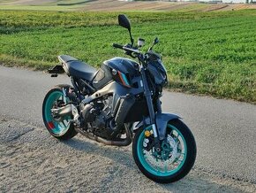 Yamaha MT 09 - 1