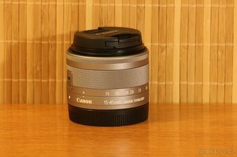 Canon EF-M 15-45mm f/3,5-6,3  IS  STM