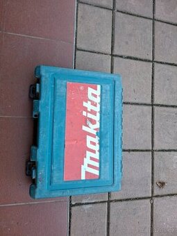 Vrtací kladivo Makita HR 2450