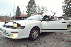 Toyota Celica ST-I 1.6i 16V T18. BEZ KOROZE Výklopná Světla