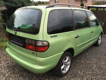 VOLKSWAGEN SHARAN SKATER, 1.8 TURBO,SERVISNÍ KNIHA.