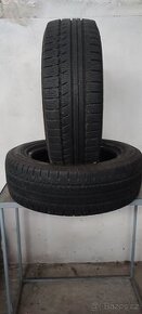 215/60/R17C NOKIAN