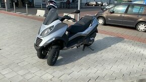 Piaggio mp3 400