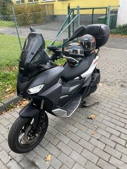 Aprilia SR GT 125 Black