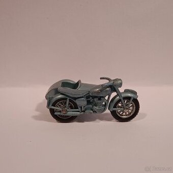 Matchbox RW 1960 No4 Triumph T 110 - 1